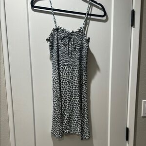Green Flower / White dress! Mini
